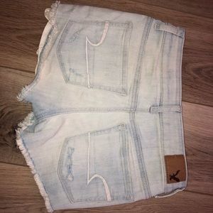 american eagle distressed jean shorts
